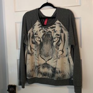 Grey & White Tiger Sweatshirt XXL